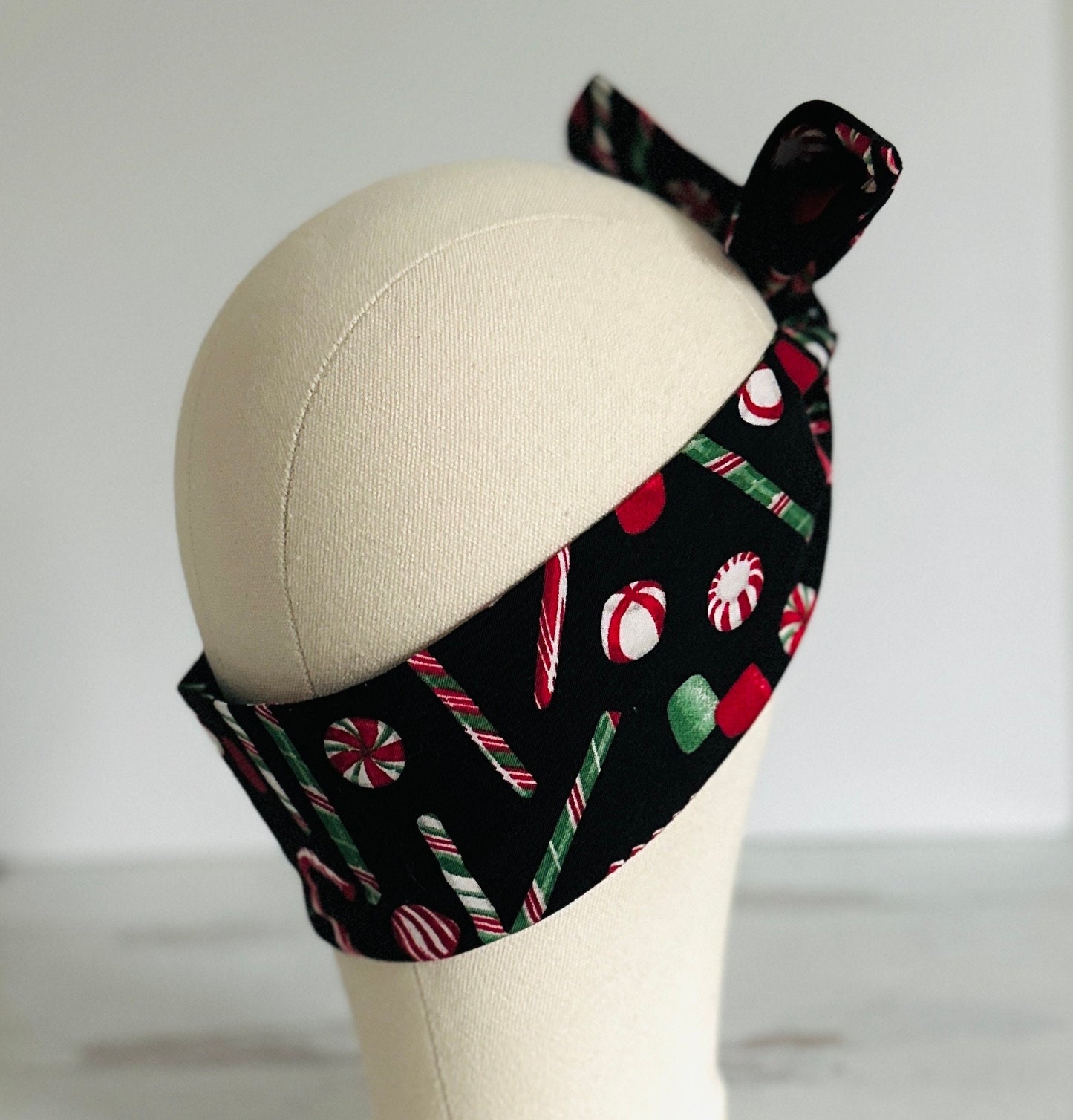Christmas Party Mini Wired Head Wrap, Black Peppermint Candy Fabric Print, Wired Headband, Fabric Head Wrap, Turban, Accessories for Women