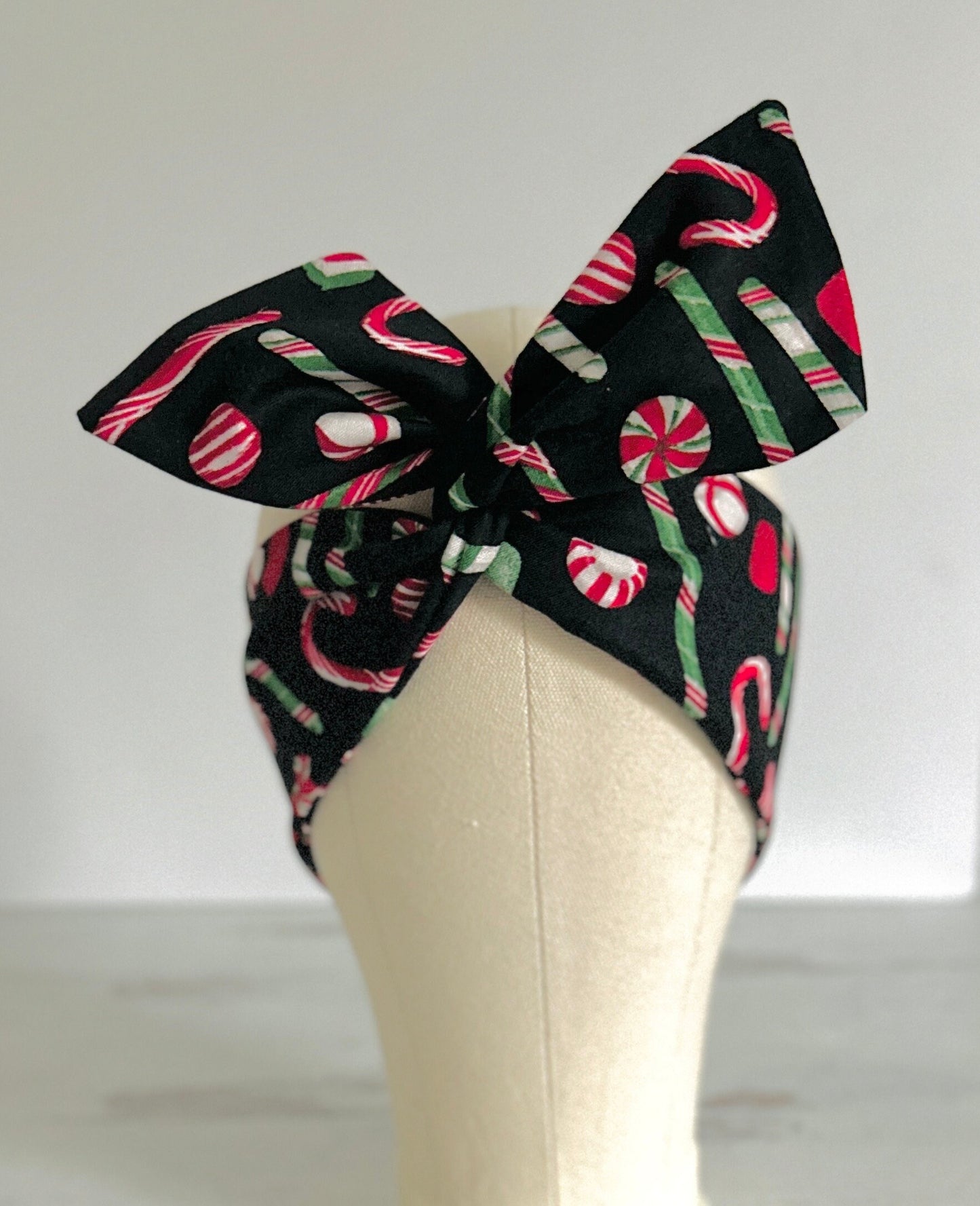 Christmas Party Mini Wired Head Wrap, Black Peppermint Candy Fabric Print, Wired Headband, Fabric Head Wrap, Turban, Accessories for Women