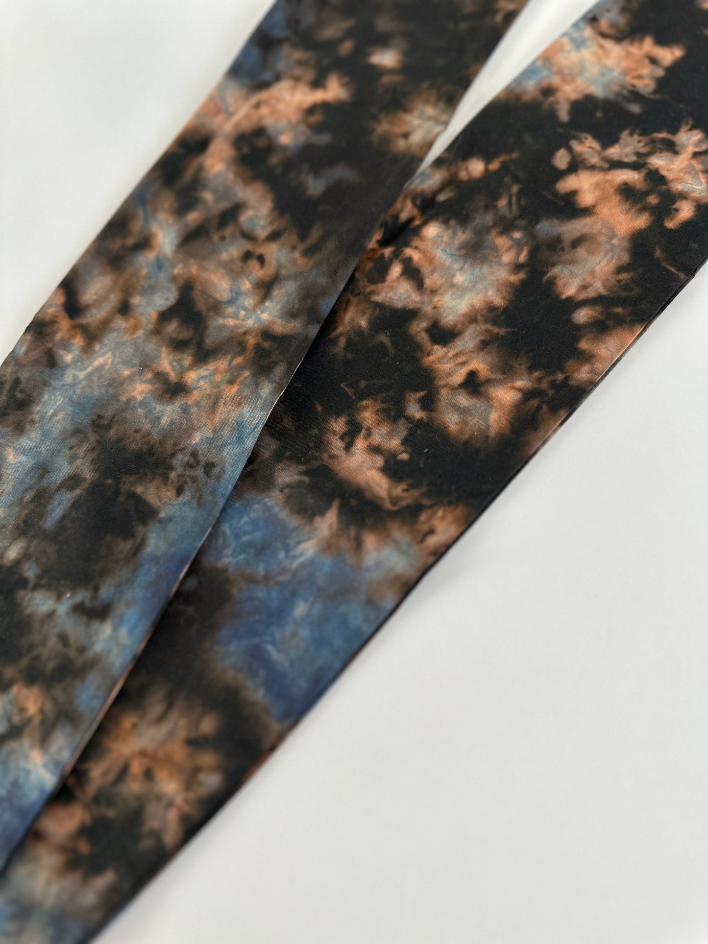 Hand Dyed Long Wide ADJUSTABLE Wire Headband, Black Blue Tie Dyed Spring Summer Beach Head Wrap, Bendable Women Hair Scarf , No Slip Bandana