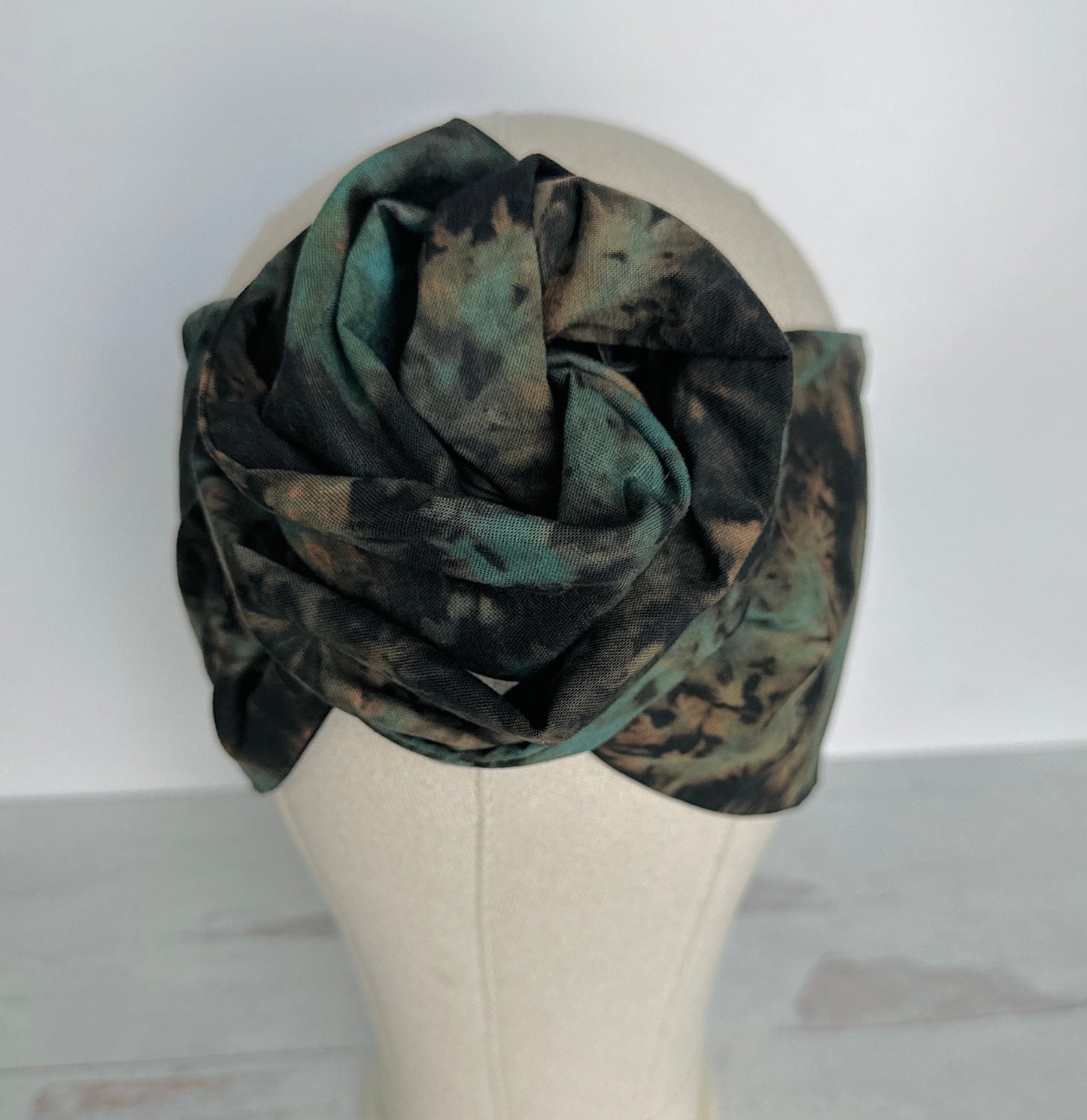Hand Dyed Extra Long Wide ADJUSTABLE Wire Headband, Black & Teal Green Tie Dyed Wired Head Wrap , Hair Accessories For Women, No Slip Scarf