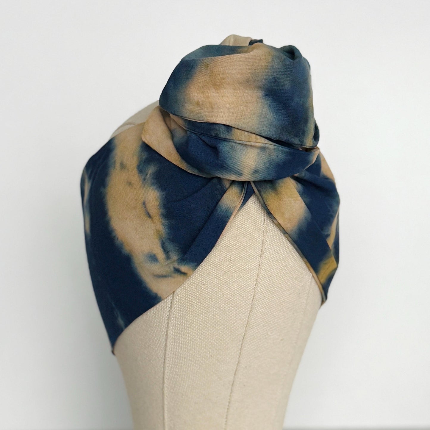Hand Dyed Long Wide ADJUSTABLE Wire Headband, Blue Tan Tie Dyed Spring Summer Wired Head Wrap, Hair Accessories Women, No Slip Bandana