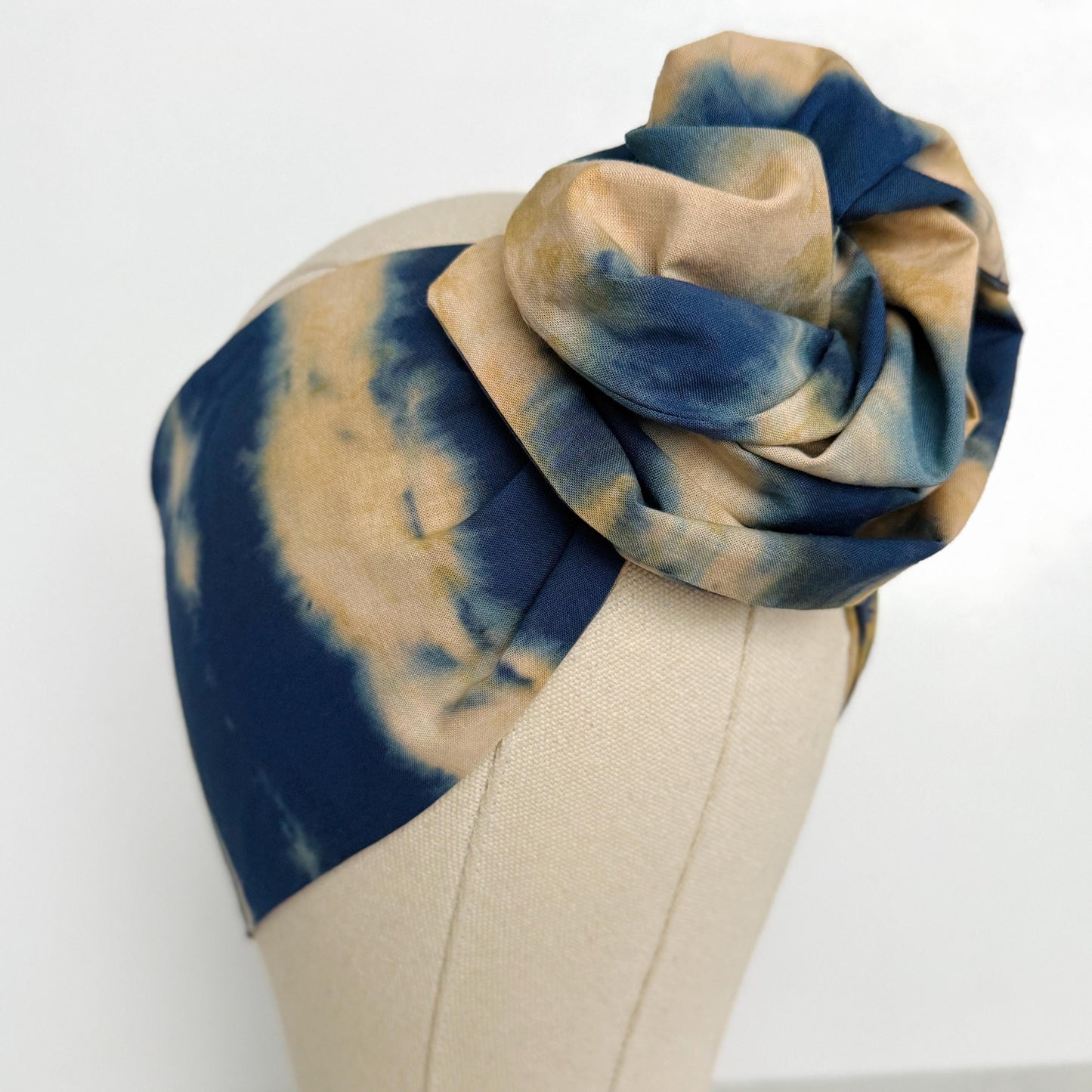 Hand Dyed Long Wide ADJUSTABLE Wire Headband, Blue Tan Tie Dyed Spring Summer Wired Head Wrap, Hair Accessories Women, No Slip Bandana