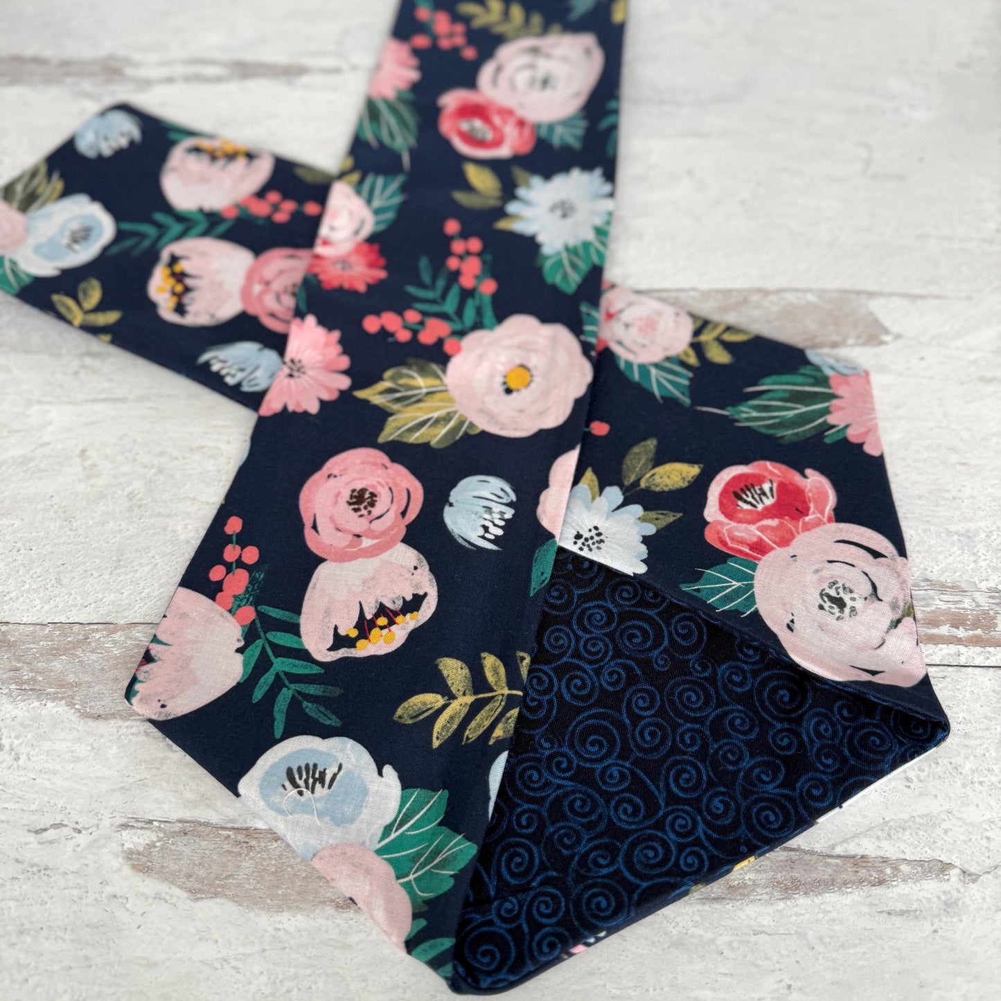 Extra Wide Reversible BENDABLE Wire Headband, Navy Blue Floral Print, Summer Wired Head Wrap, Turban Accessories, Head Scarf Bandana