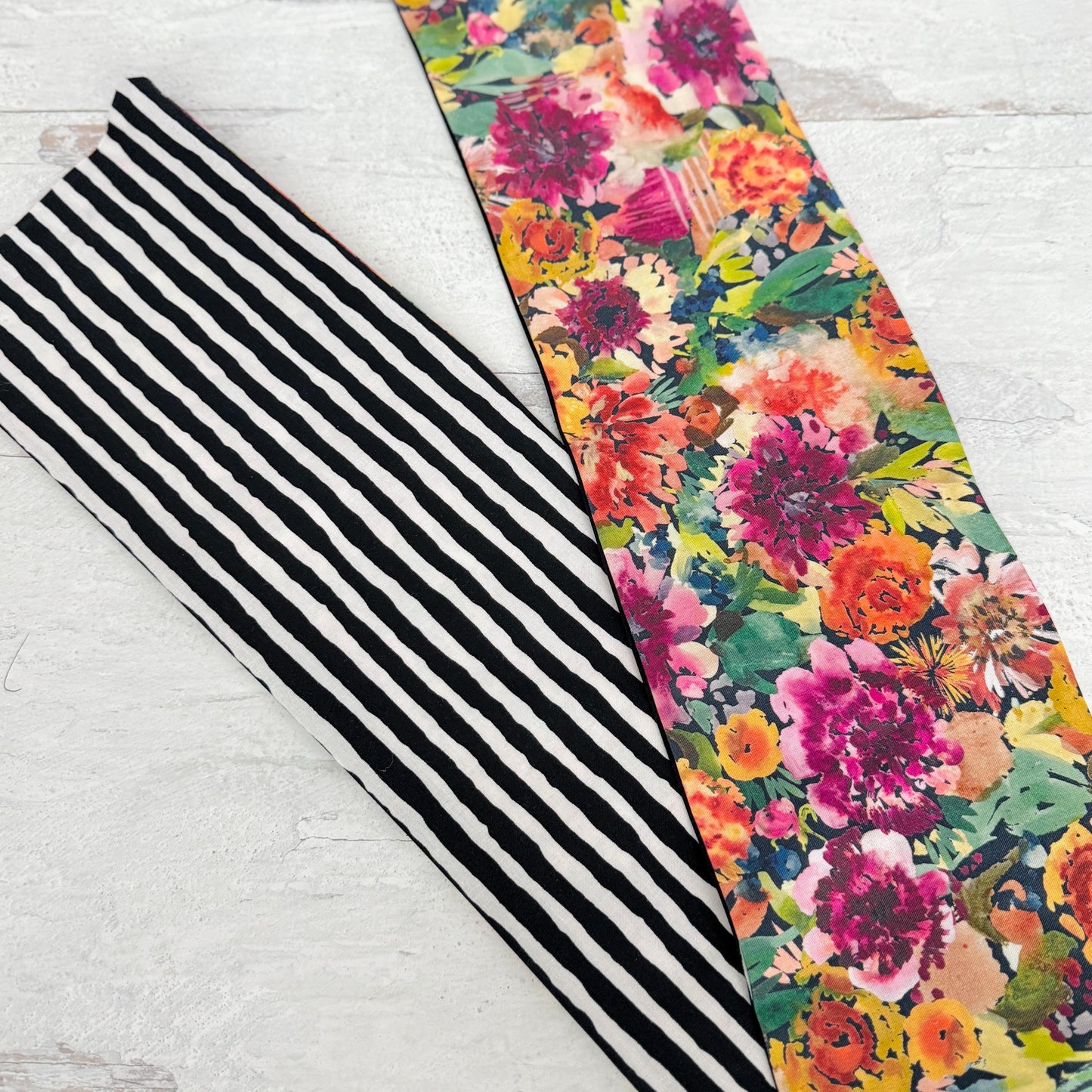 Extra Wide Reversible Adjustable Wire Wrap, Fall Multicolored Floral Striped Print Wired Headband, Fabric Head Wrap, Bandana Accessories