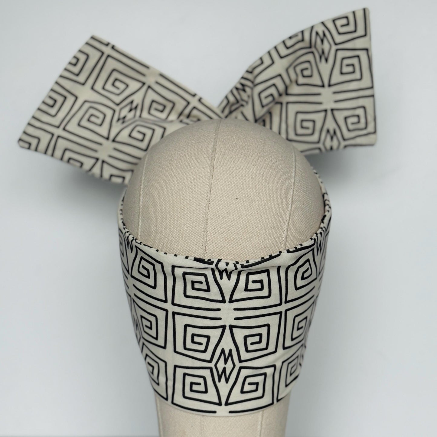 Extra Wide Adjustable Wire Headband, Off White Black Tribal Print, Boho Wired Headband, Fabric Head Wrap, Turban, Gift idea, Bendable Scarf
