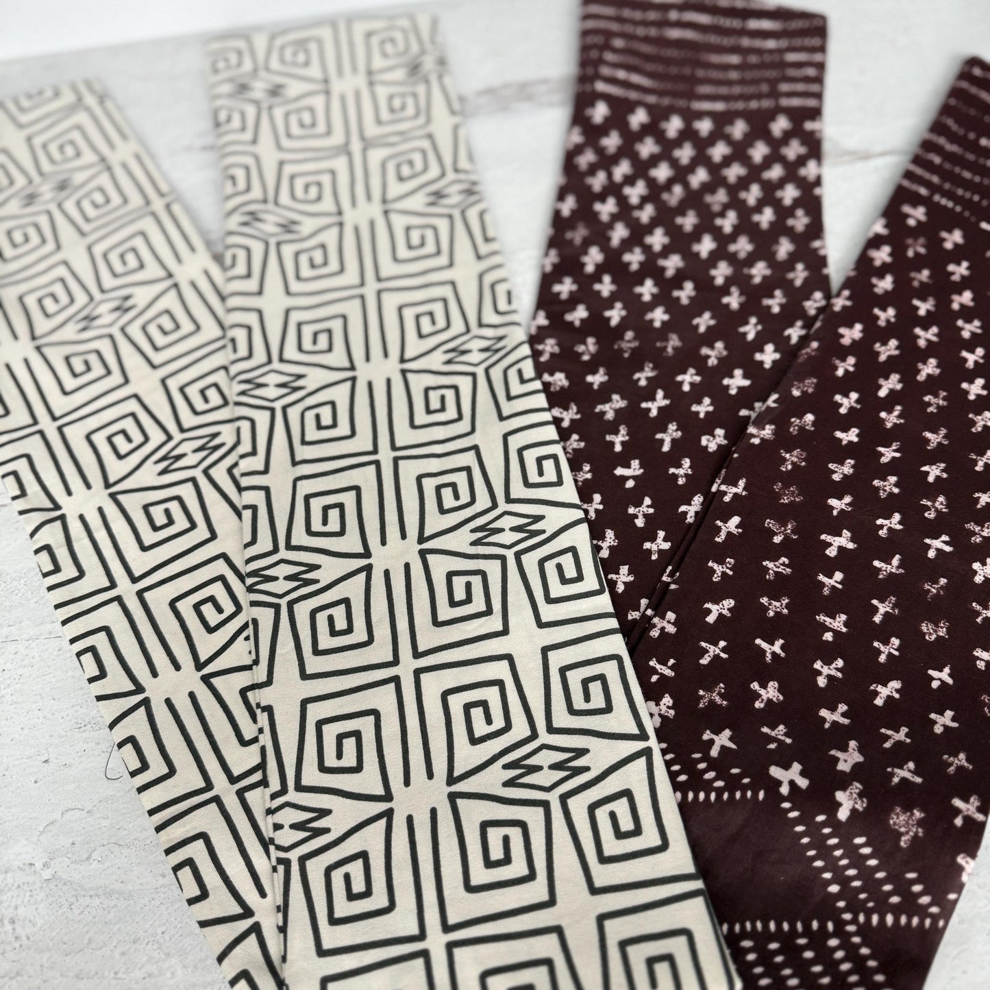 Extra Wide Adjustable Wire Headband, Off White Black Tribal Print, Boho Wired Headband, Fabric Head Wrap, Turban, Gift idea, Bendable Scarf