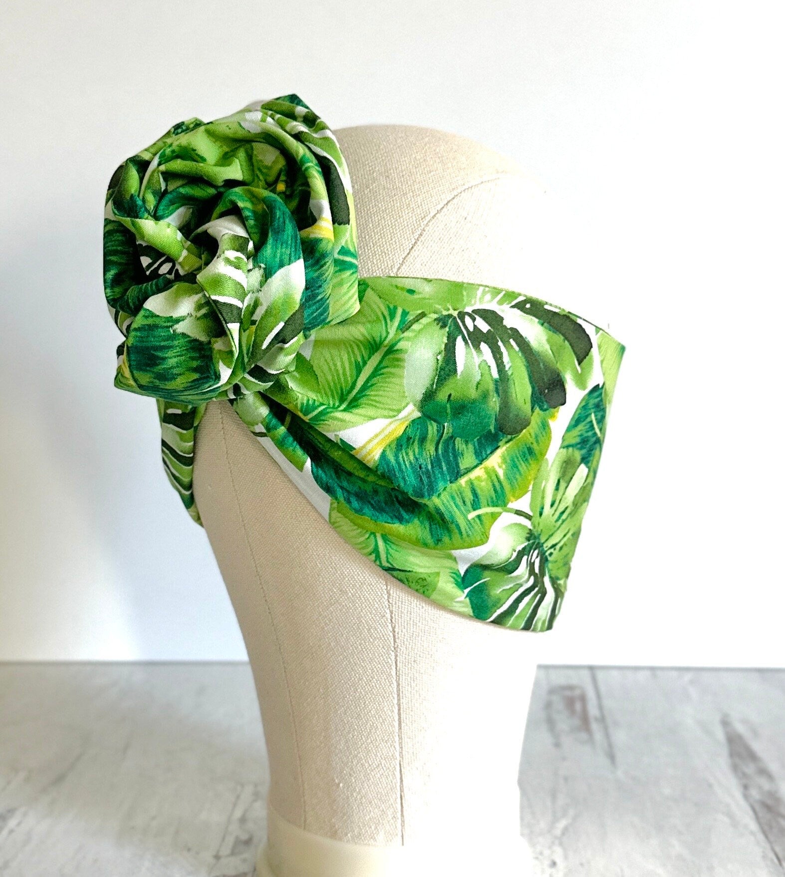 Extra Long & Wide ADJUSTABLE WIRE head Wrap, Green Tropical Leaves Print, Vacation Wired Head band, Turban, Women Headband, Boho Hair Wrap