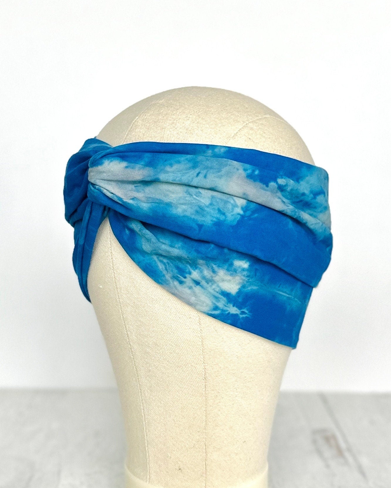 Hand Dyed Long Wide ADJUSTABLE Wire Headband, Blue Tie Dyed Spring Summer Beach Head Wrap, Bendable Hair Scarf For Women, No Slip Bandana