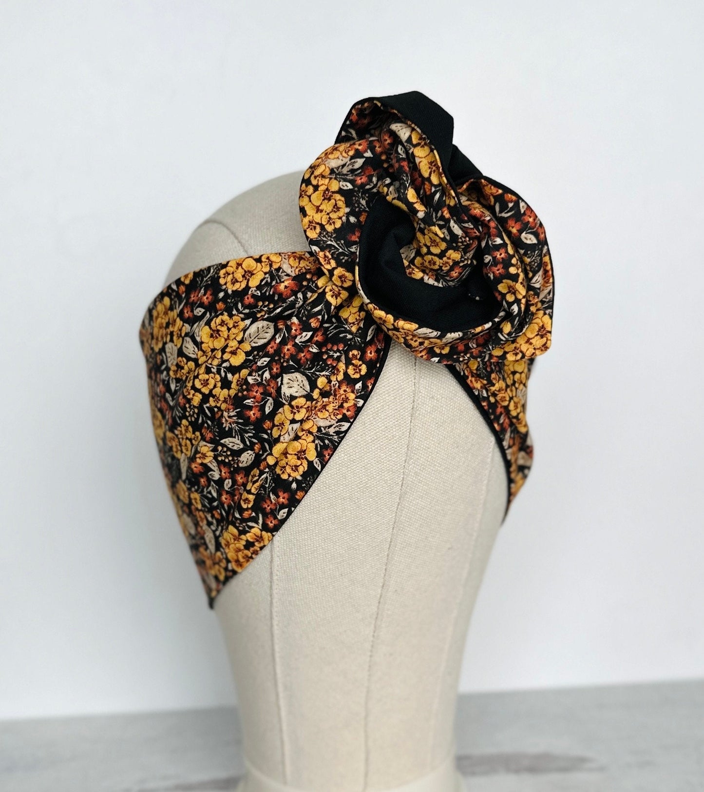 Extra Wide Reversible BENDABLE Wire Headband, Black Yellow Fall Floral Print, Autumn Wired Head Wrap, Turban Accessories, Head Scarf Bandana