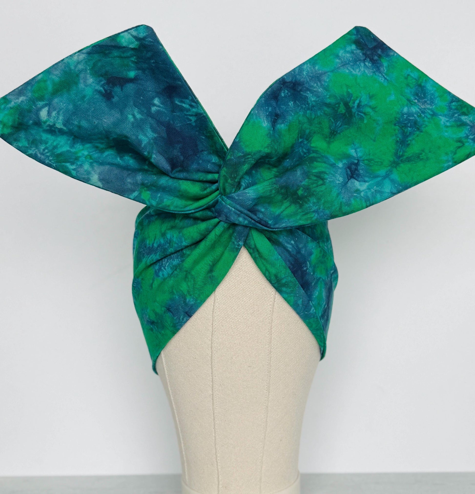 Extra Wide Adjustable Wire Headband, Hand dyed Tie Dye Teal Blue Green Wired Headband Turban, Fabric Head Wrap, Hair Scarf