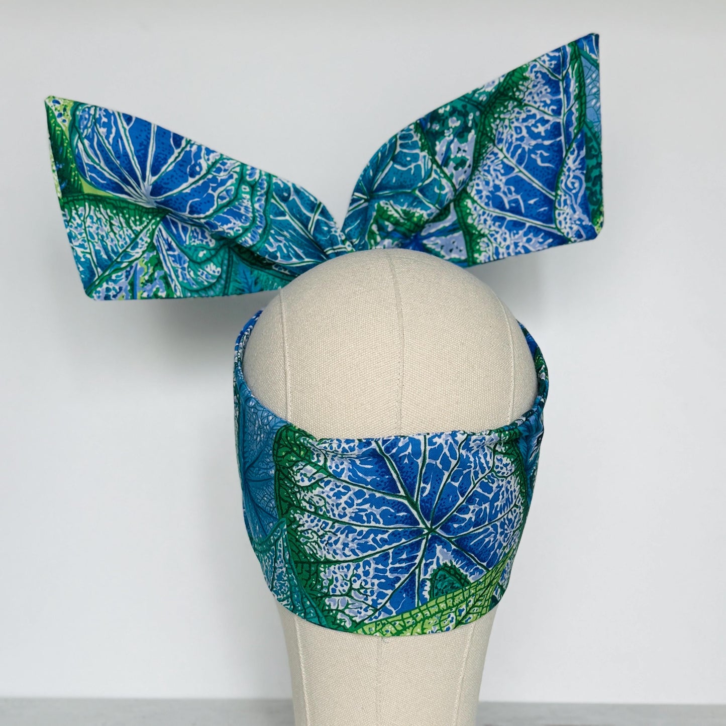 Extra Wide Adjustable Wire Wrap, Blue Teal Green Kaffe Fassett Tropical Leaf Print Wired Headband, Fabric Head Wrap, Summer Boho Accessories