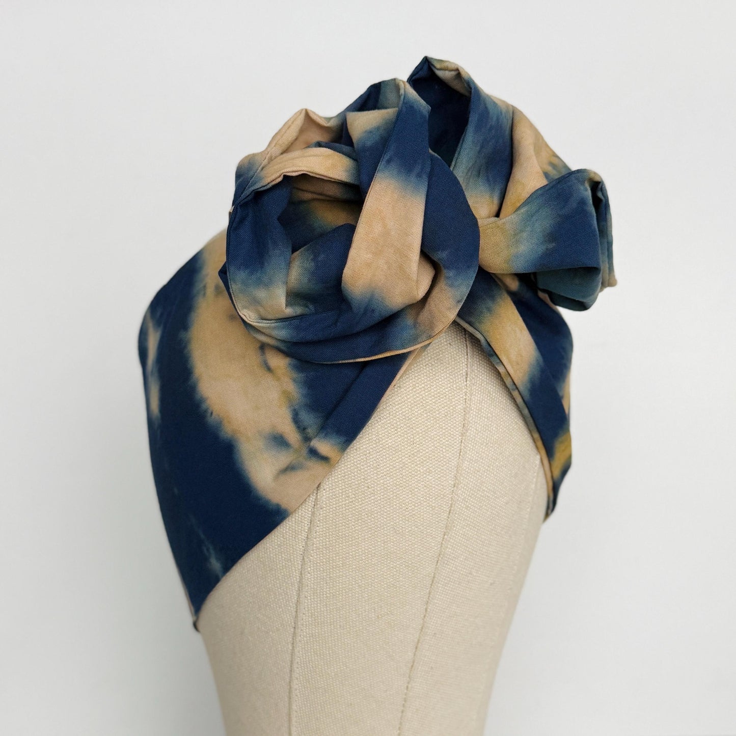 Hand Dyed Long Wide ADJUSTABLE Wire Headband, Blue Tan Tie Dyed Spring Summer Wired Head Wrap, Hair Accessories Women, No Slip Bandana