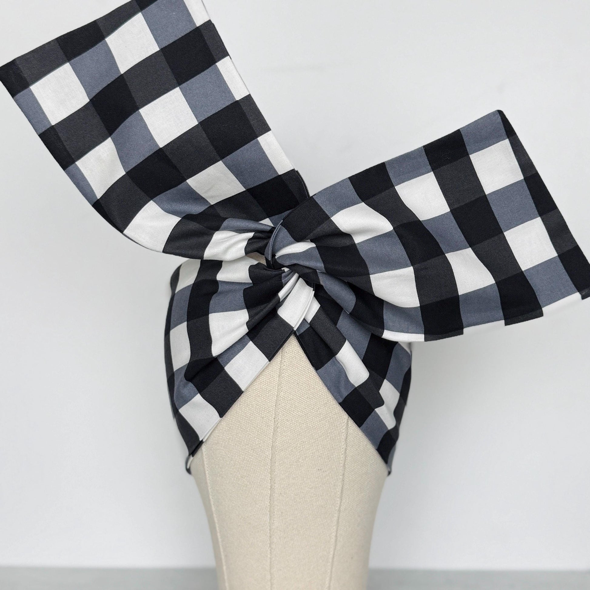 Extra Wide Adjustable Wire Headband, Black White Buffalo Plaid Print, Boho Wired Headband, Fabric Head Wrap, Turban, Bendable Scarf