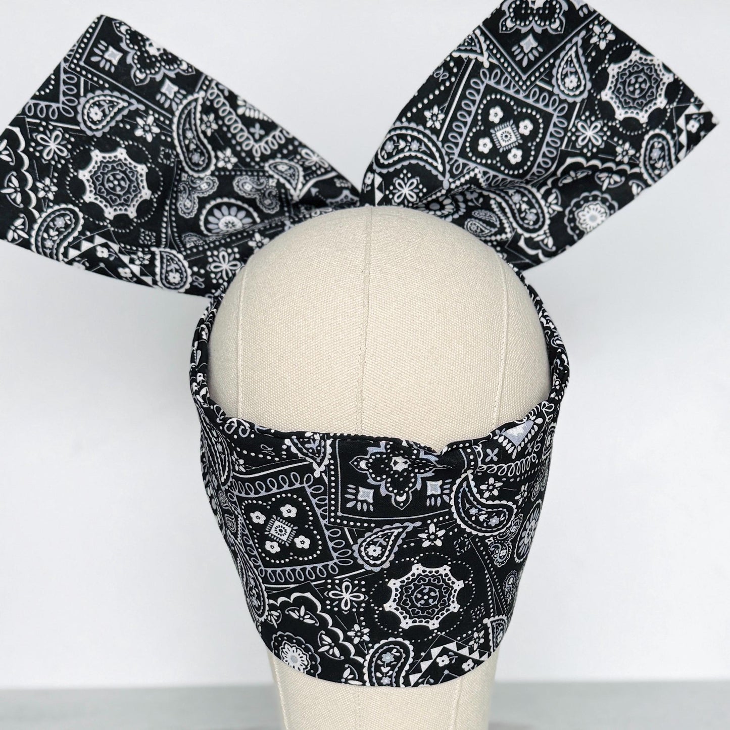 Extra Wide BENDABLE Adjustable Wire Headband, Black White Bandana Print, Wired Headband, Head Wrap, Turban Hair Accessories, Head Scarf