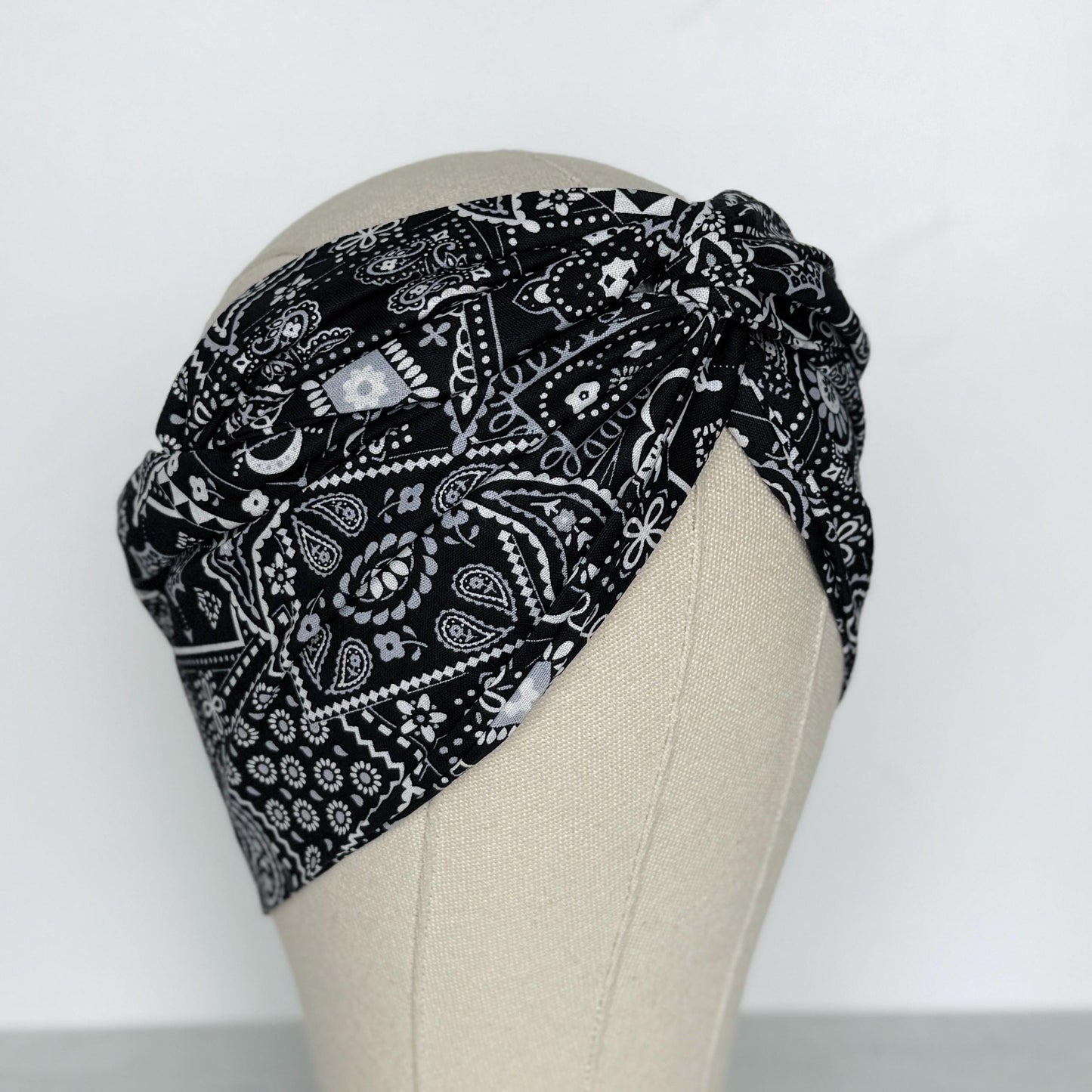 Extra Wide BENDABLE Adjustable Wire Headband, Black White Bandana Print, Wired Headband, Head Wrap, Turban Hair Accessories, Head Scarf