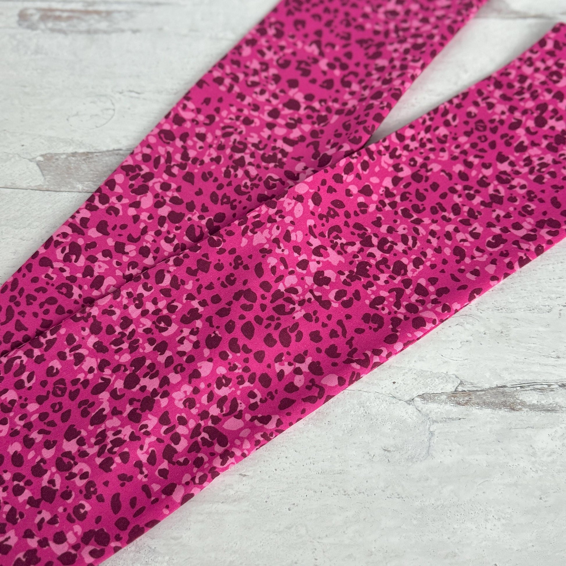 Extra Wide Adjustable Wire Headband, Pink White Leopard Animal Print, Boho Wired Headband, Fabric Head Wrap, Turban, Bendable Scarf, Bandana