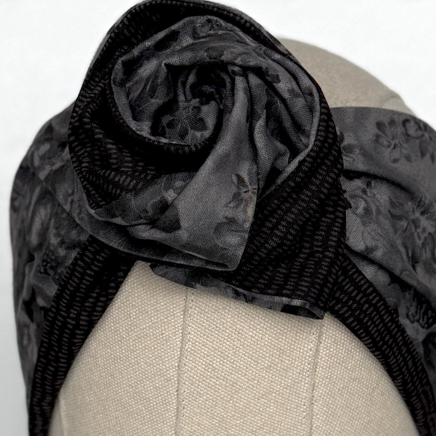 Extra Wide Reversible BENDABLE Wire Headband, Elegant Black Grey Floral Print, Winter Wired Head Wrap, Turban Accessories, Head Scarf