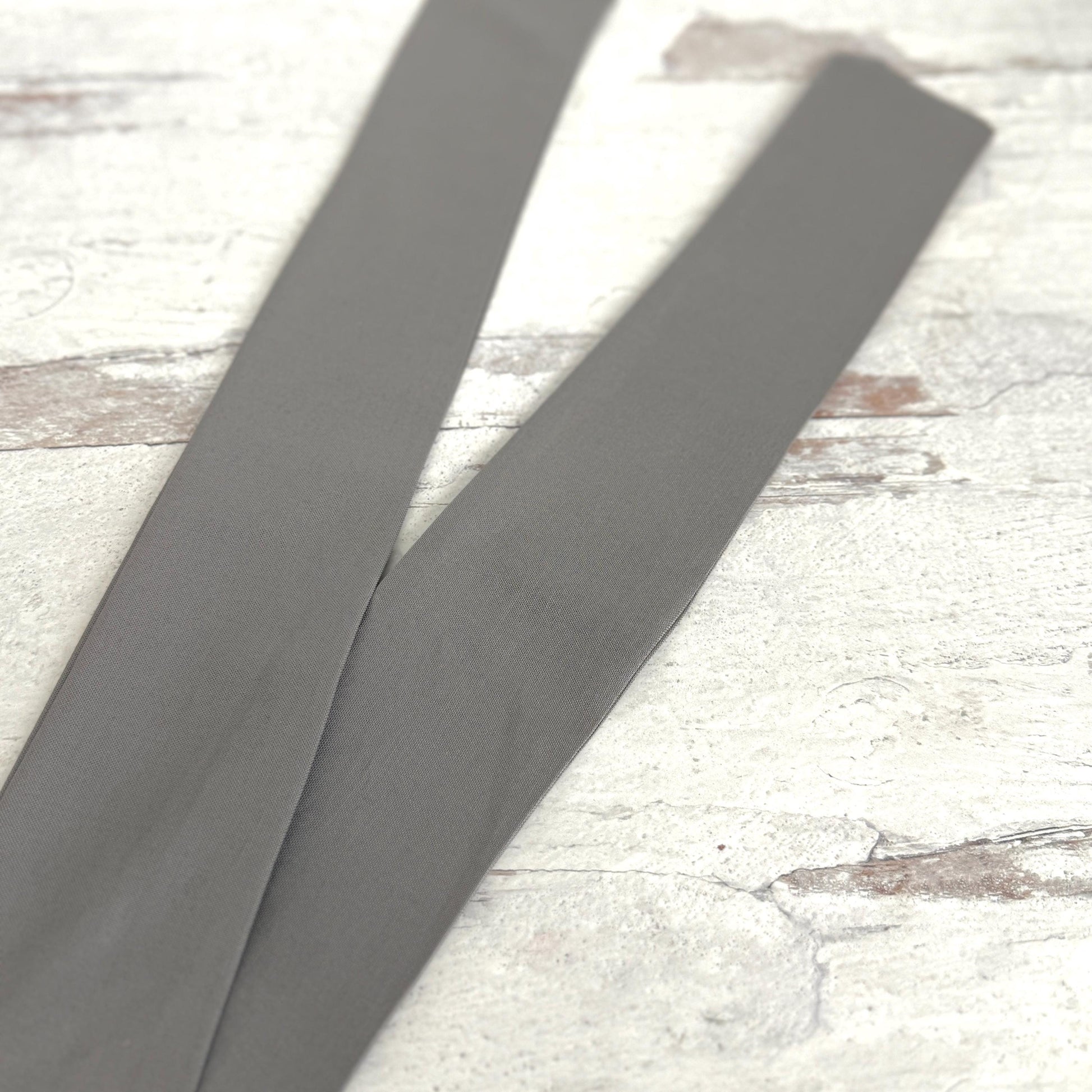 Mini Adjustable Wire Head Wrap, Grey Wired Headband, Bendable Gray Fabric Head Wrap, Women Head Scarf, Gift Ideas Mom Wife Friend