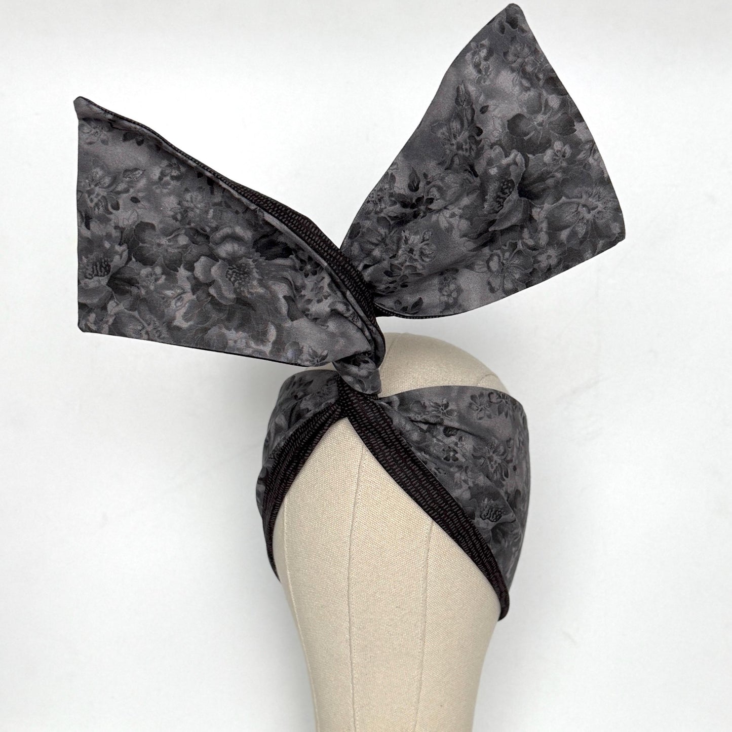 Extra Wide Reversible BENDABLE Wire Headband, Elegant Black Grey Floral Print, Winter Wired Head Wrap, Turban Accessories, Head Scarf