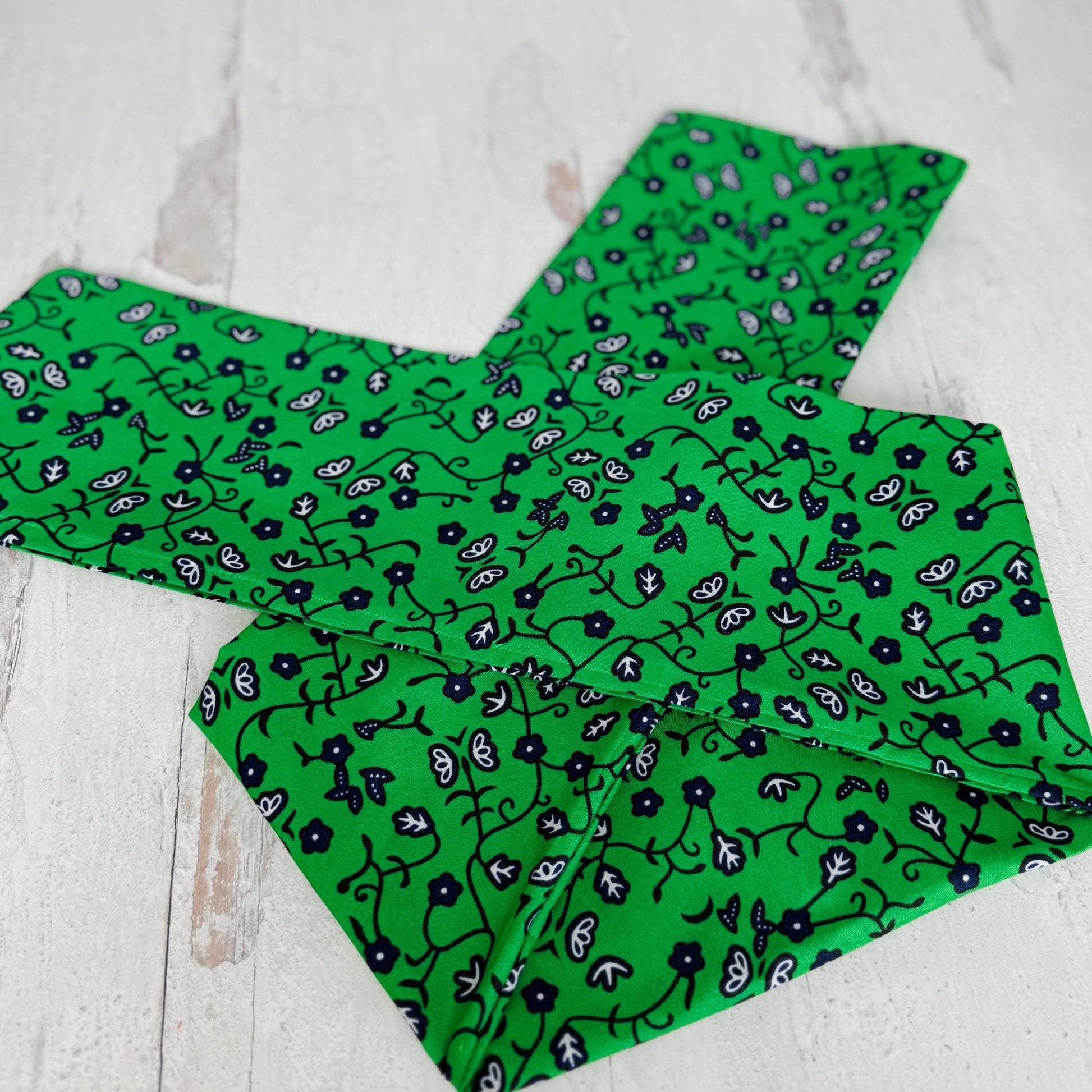 Mommy and Me Extra Wide Wire Headwrap, Green Blue Floral Print African Ankara Fabric Headband, Statement Bow, Wired Head Wrap, Hair Clip