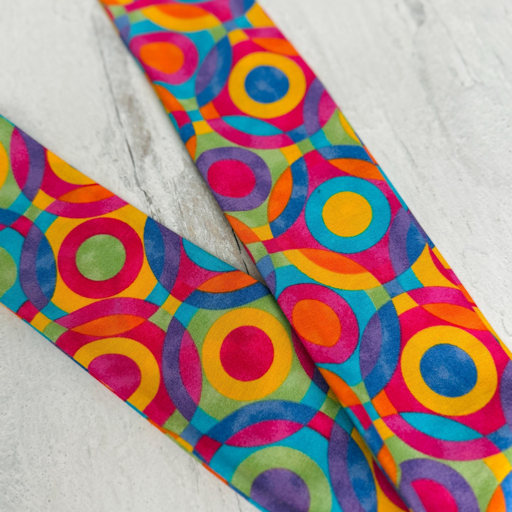 Mini Adjustable Wire Head Wrap, Geometric Multicolor Retro Mod Print Wired Headband, Bendable Fabric Head Wrap, Women Hair Accessories
