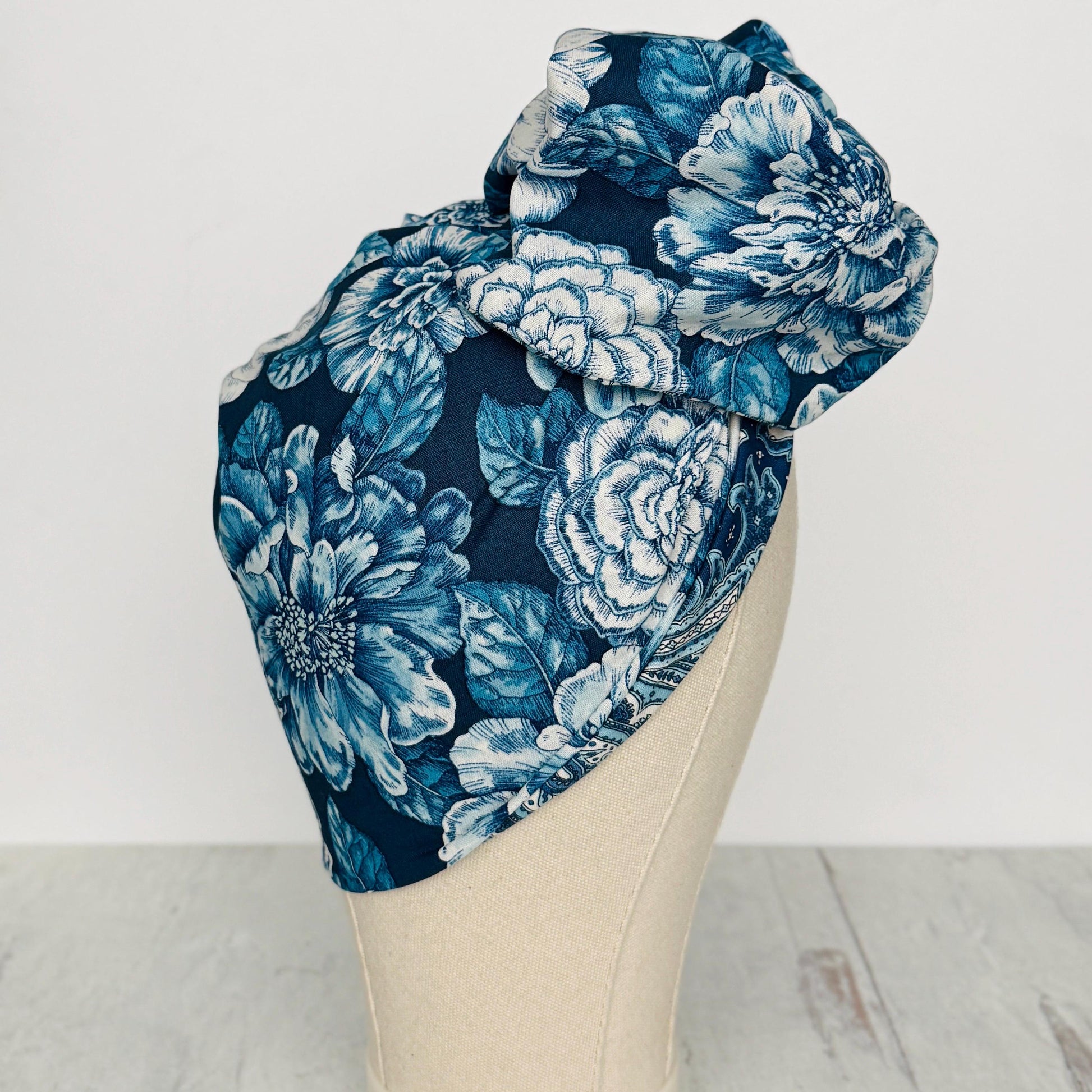 Full Turban Wire Headband, Reversible Extra Wide Navy Teal White Floral Paisley Wired Headband, Fabric Head Wrap, Boho Women Accessories
