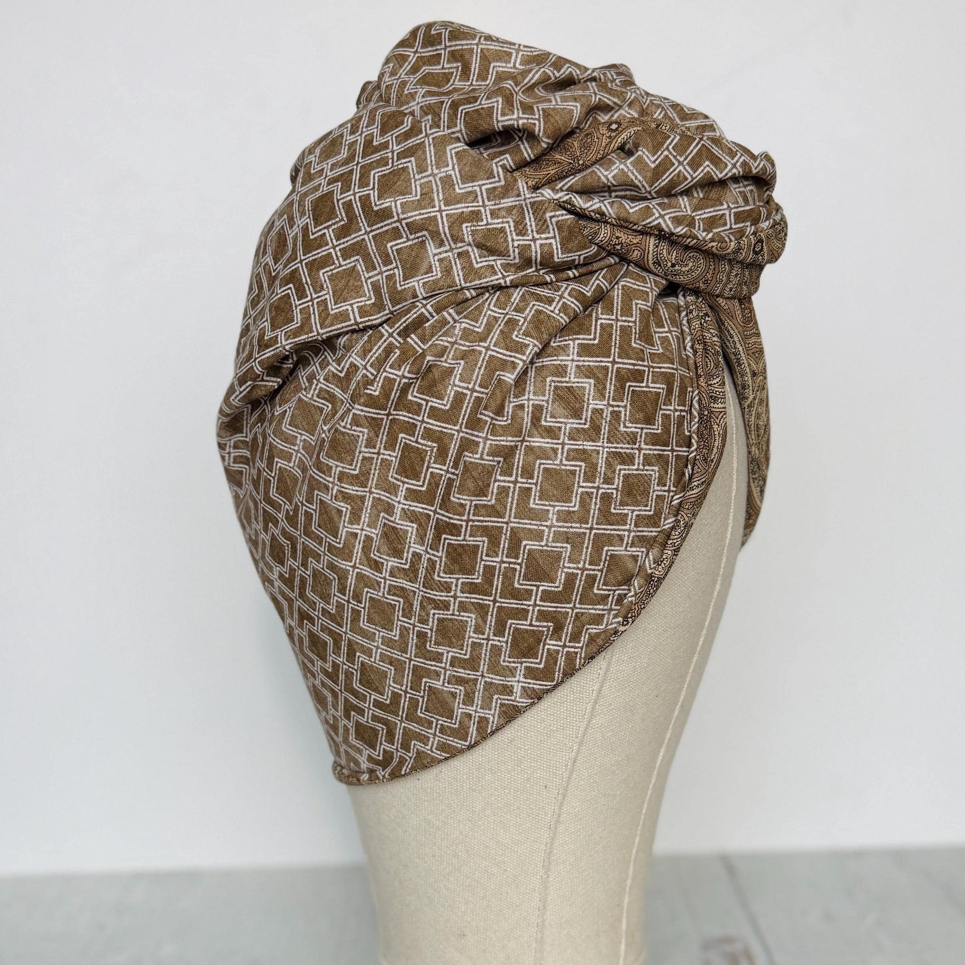 Full Turban Wire Headband, Reversible Extra Wide Tan White Paisley Geometric Print Wired Headband, Fabric Head Wrap, Boho Women Accessories