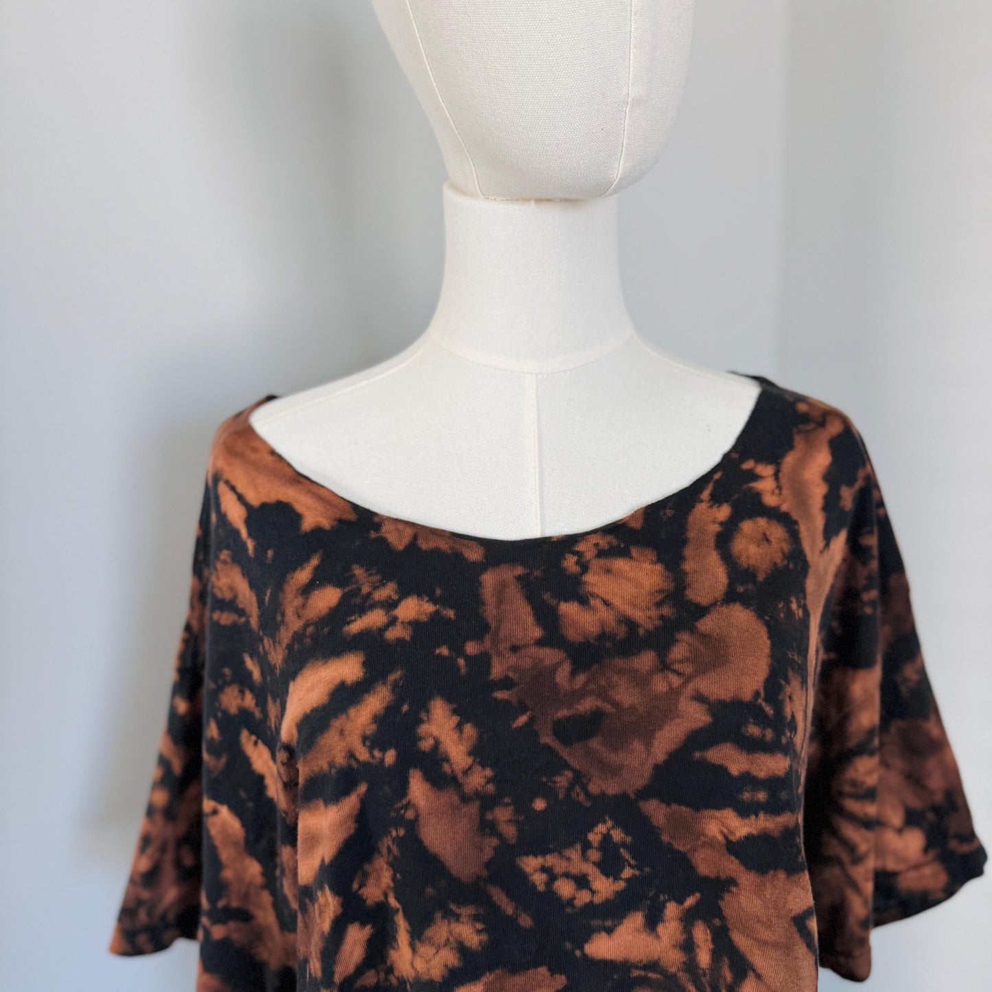 Tie Dye Off Shoulder Shirt, Oversized Slouchy Tee, Brown Black Hand Dyed Tie Dye Shirt, Boho Lounge Shirt, L XL 2XL Unisex Tee
