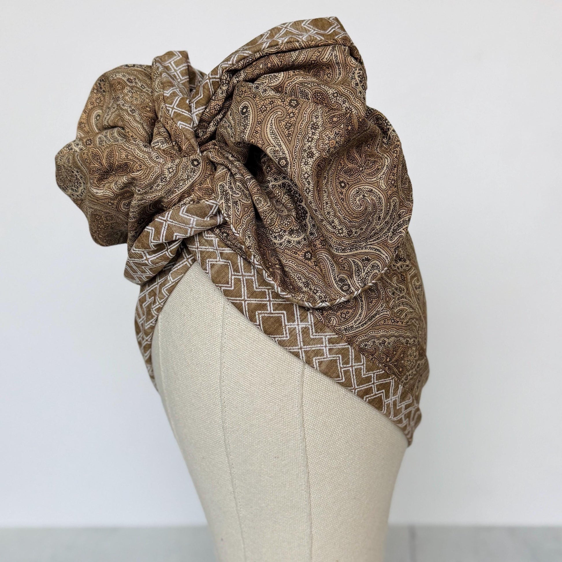 Full Turban Wire Headband, Reversible Extra Wide Tan White Paisley Geometric Print Wired Headband, Fabric Head Wrap, Boho Women Accessories