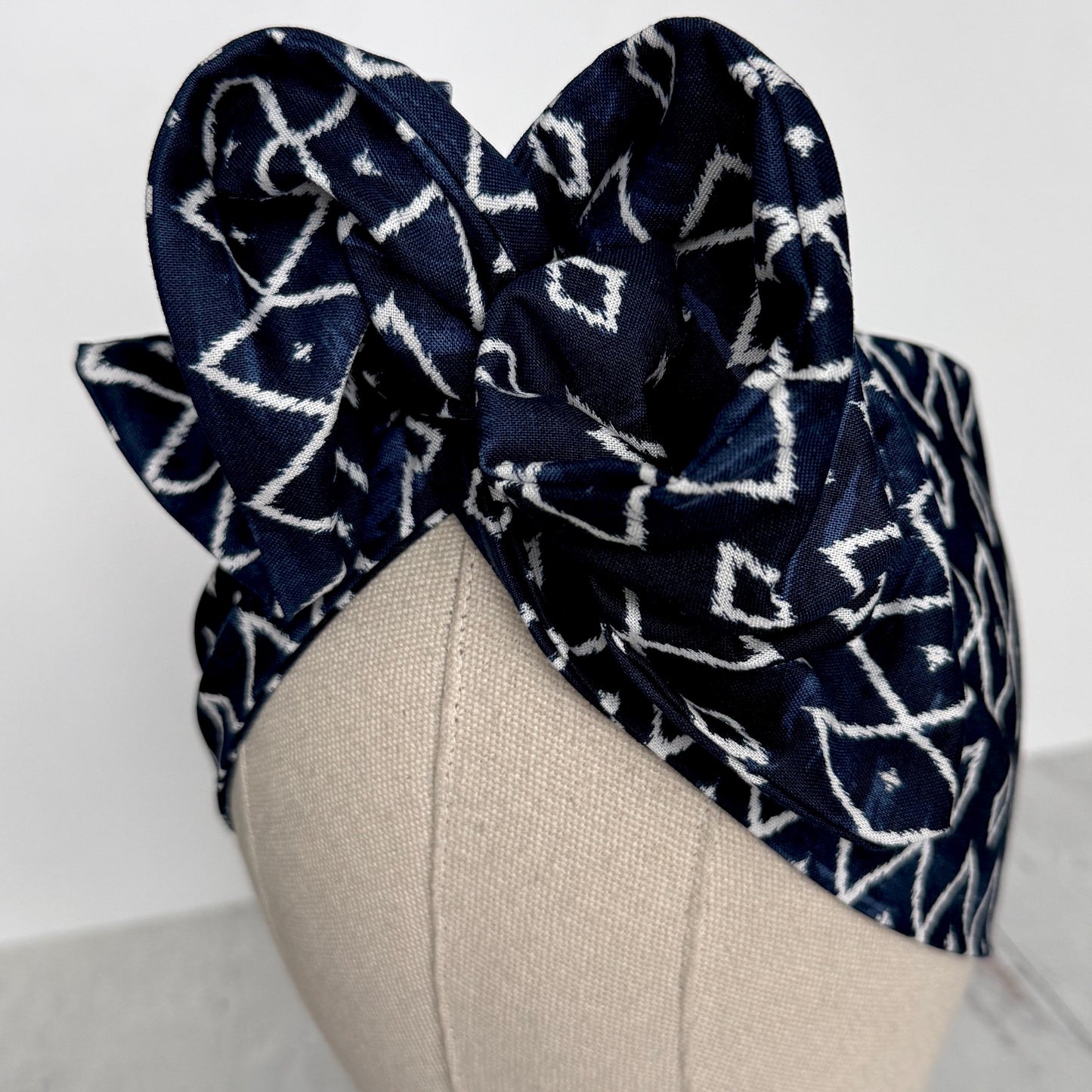 Extra Wide Adjustable Wire Headband, Navy Blue White Tribal Print, Boho Wired Headband, Fabric Head Wrap, Turban, Gift idea, Bendable Scarf