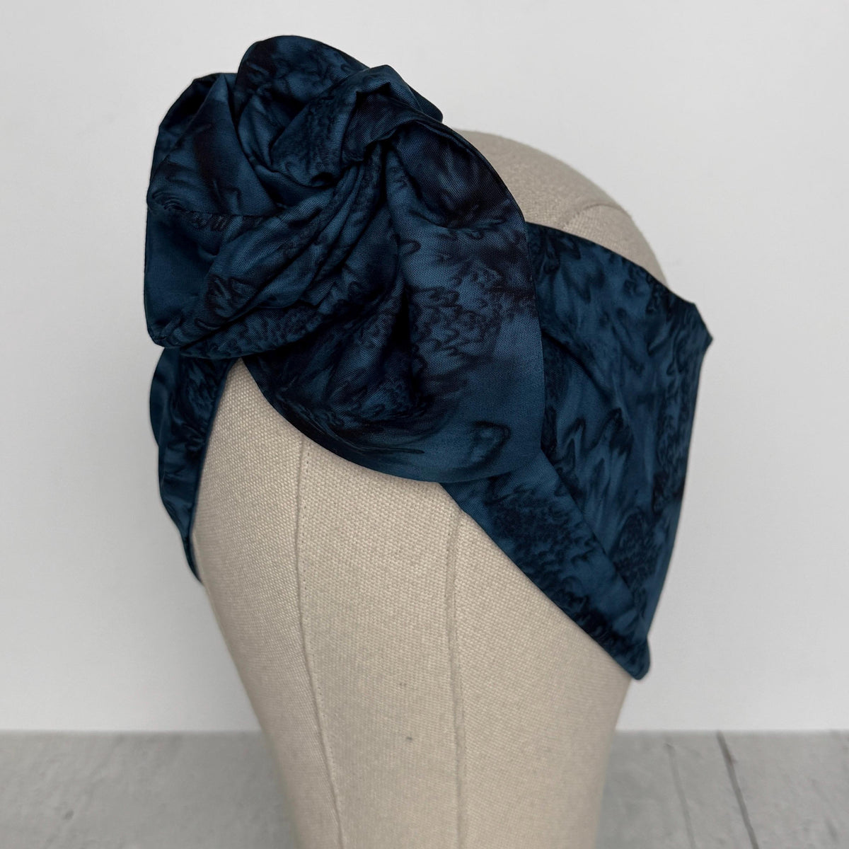 Extra Wide Adjustable Wire Headband, Batik Navy Blue Wired Headband, Fabric Turban Head Wrap, No Slip Hair Accessories Scarf