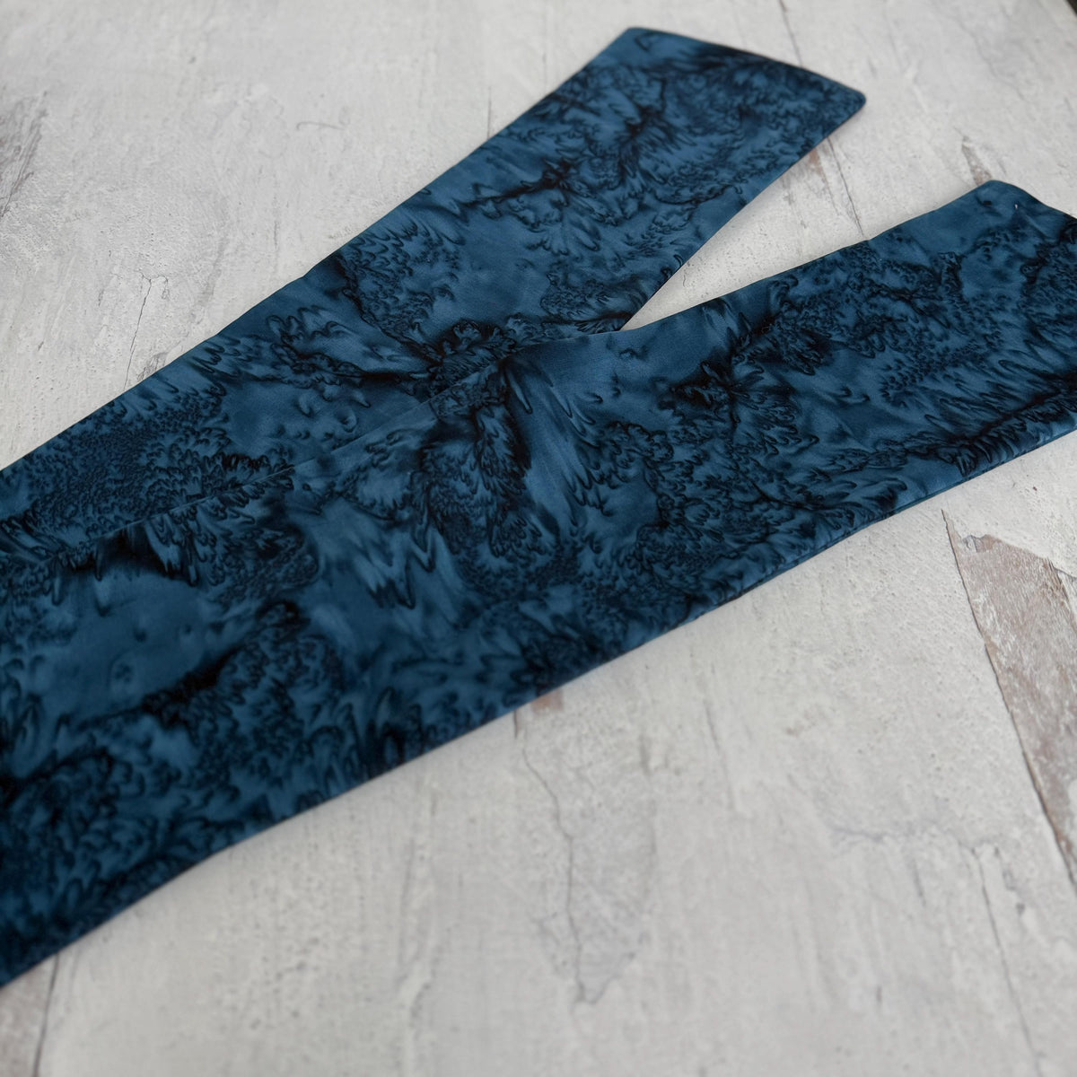 Extra Wide Adjustable Wire Headband, Batik Navy Blue Wired Headband, Fabric Turban Head Wrap, No Slip Hair Accessories Scarf