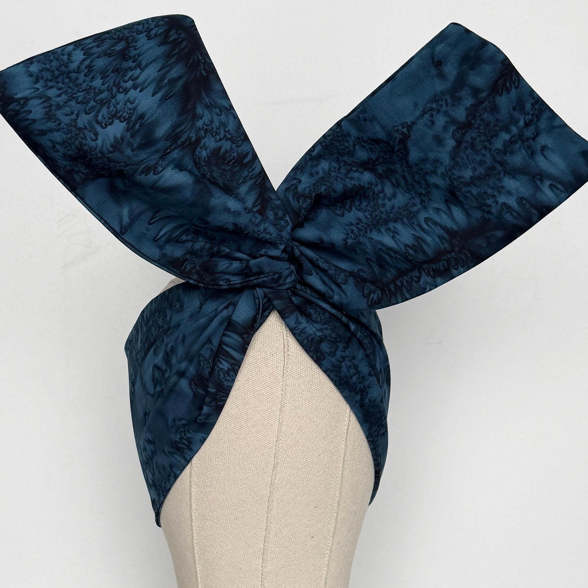 Extra Wide Adjustable Wire Headband, Batik Navy Blue Wired Headband, Fabric Turban Head Wrap, No Slip Hair Accessories Scarf